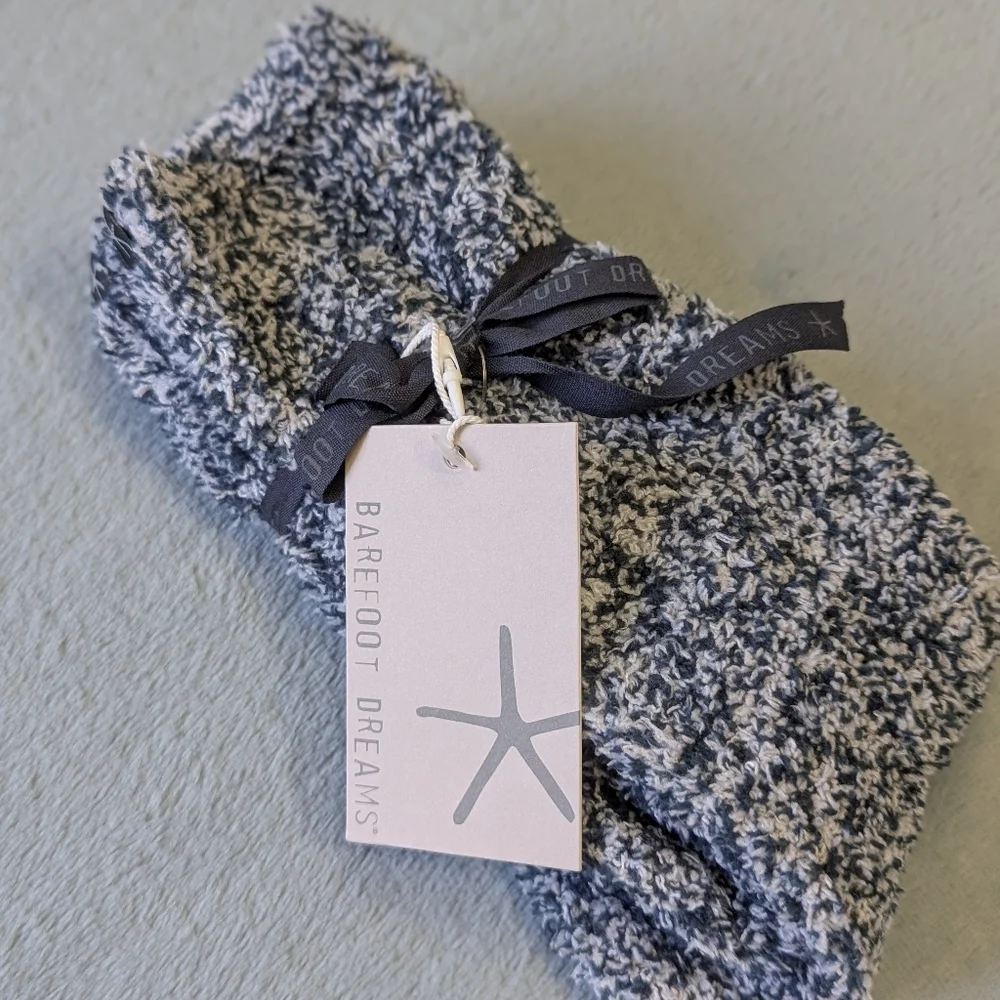 NEW Barefoot Dreams CozyChic Heathered Socks - Picture 3 of 4